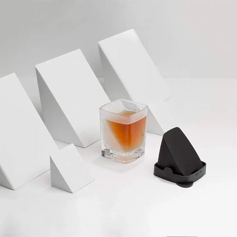 Whiskey Wedge Ice Mold Glass | Premium Whisky Tumbler with Silicone Ice Maker